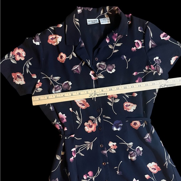 Floral Button Down and Tie Back, Black Dress - Picture 5 of 10